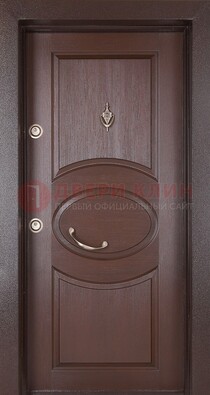 Коричневая входная дверь c МДФ панелью ЧД-36 в частный дом в Курске