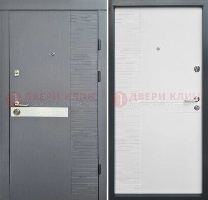 Серая металлическая дверь с белой резной МДФ панелью ДМ-215 в Орле