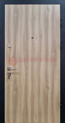 Светлая металлическая дверь с МДФ ДМ-340 в Курске