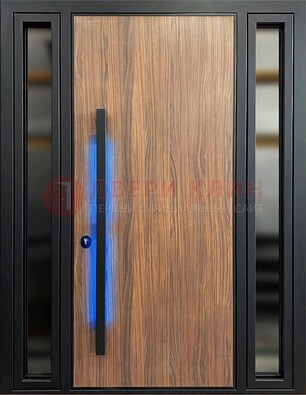 Коричневая металлическая дверь со стеклом ДС-69 в Курске